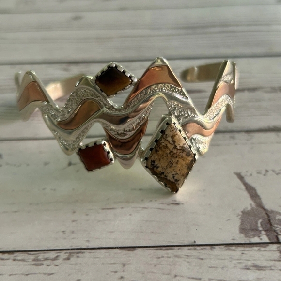 Silver and Gold Zigzag Vintage Carolyn Pollack Women\'s Bracelet